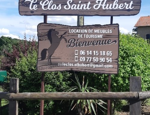 Totem publicitaire Le Clos Saint Hubert