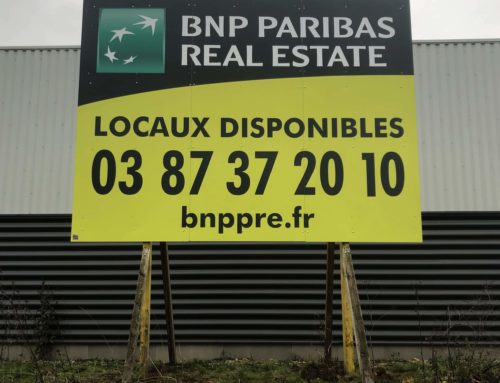 BNP Paribas – Panneau publicitaire